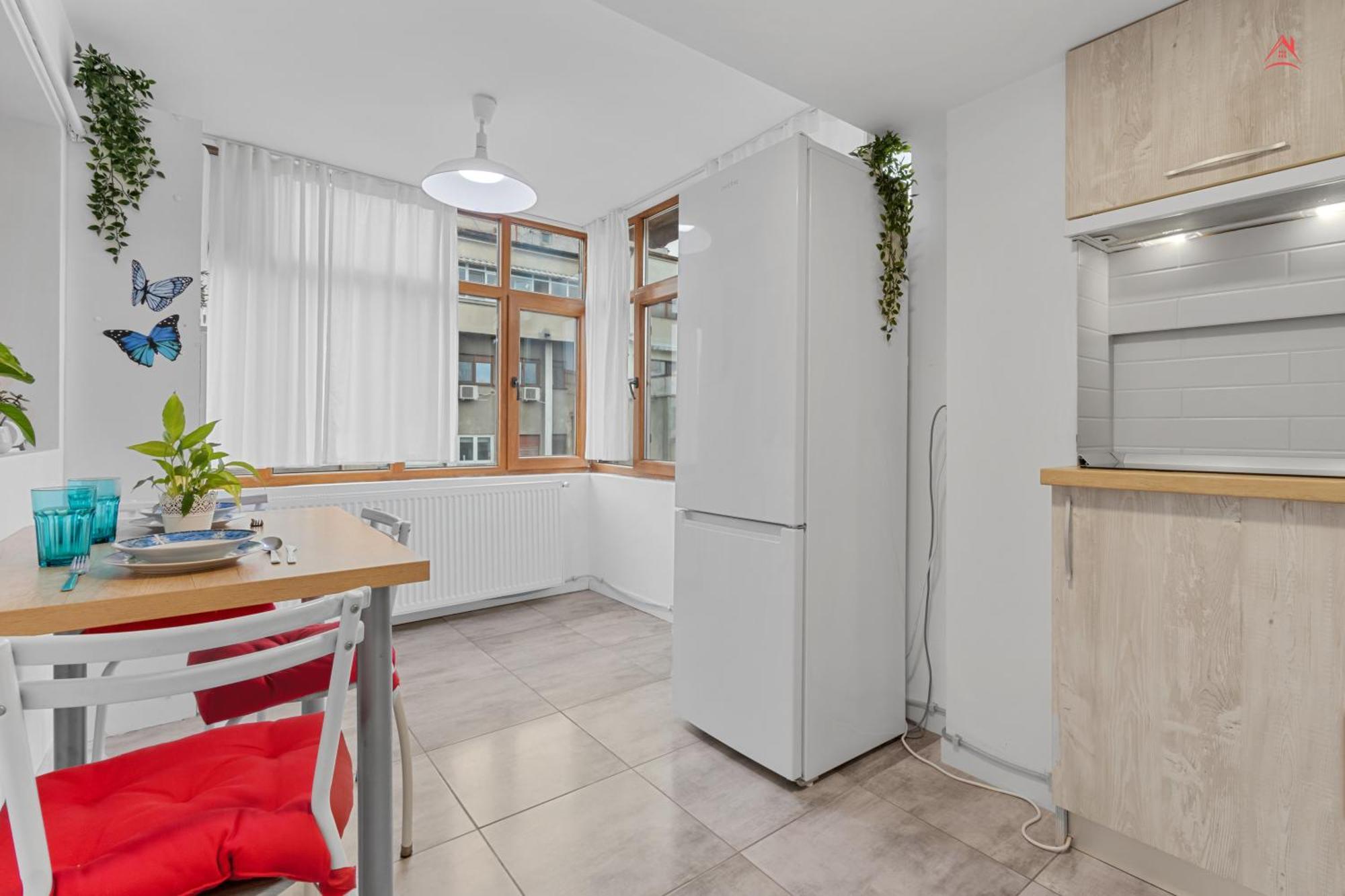 Central Town Cosy Apartment 부쿠레슈티 외부 사진